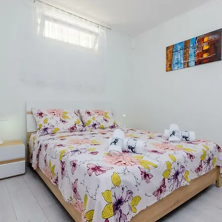 New With Romantic Sea View Near Dubrovnik