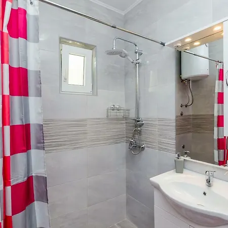 New With Romantic Sea View Near Dubrovnik דירה