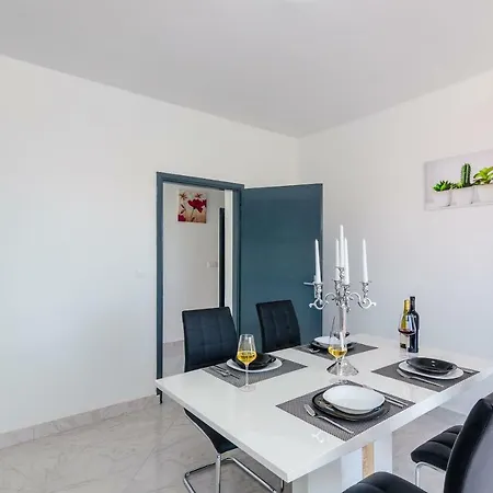 דירה New With Romantic Sea View Near Dubrovnik מליני